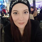 Pianista diplomata con il massimo dei voti e lode, impartisco lezioni di pianoforte e teoria musicale